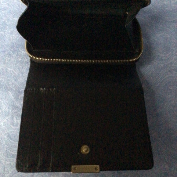 Coach Vintage small bifold leather Wallet  with zipper around change purse - Picture 4 of 12